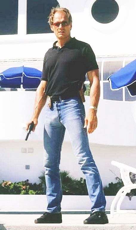 Dryer attended el camino junior college before transferring to san diego state university (sdsu). Fred Dryer