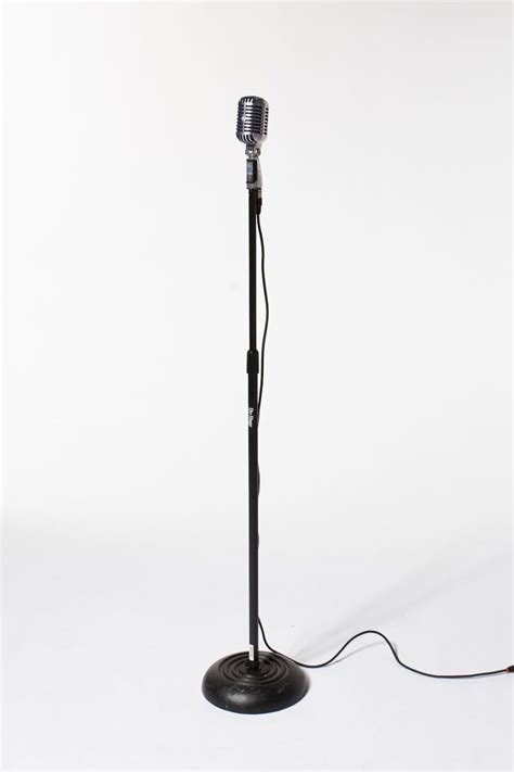 Mu028 Bolt Silver And Blue Microphone With Cable And Stand Prop Rental