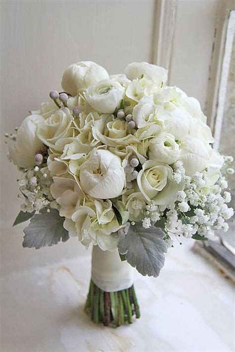 Trend Alert For Winter Silver And Grey Wedding Bouquets ️ Weve