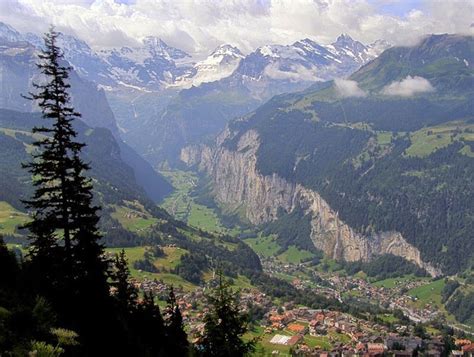 Lauterbrunnen El Valle De Las 72 Cascadas Suiza Ruta 33