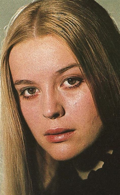 She is an actress, known for rusalka (1977), marketa lazarová (1967) and die wahlverwandtschaften (1974). Filmovízia: Magda Vášáryová