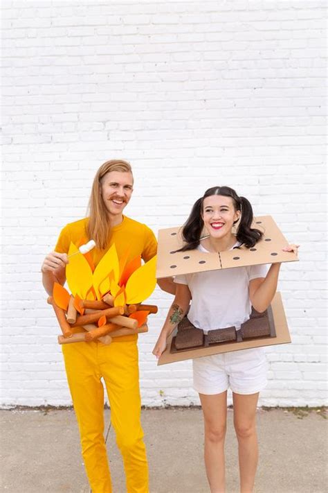 40 best friend halloween costumes 2021 diy matching costumes for friends