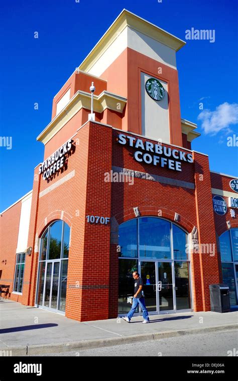 Starbucks Coffee Cafe In Toronto Canada Stock Photo Alamy