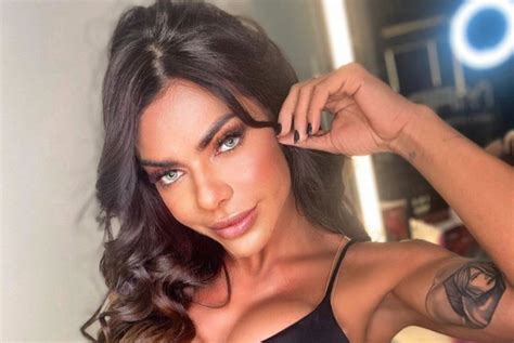Find out which richest rappers, celebrities, athletes, and other professional make the most money at celebrity net worth. Die Gewinnerin von Miss BumBum ist besessen davon, dass ...