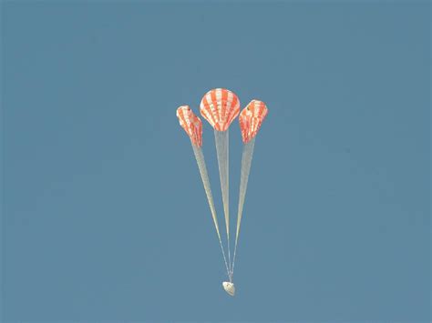 Orions Parachute System Failure Successfully Tested
