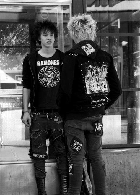 Sheena is a punk rocker is a song by the punk rock group ramones. 17 Best images about Punks♡ on Pinterest | Nancy dell'olio ...