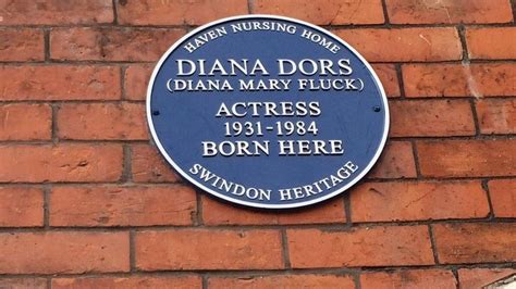 Diana Dors Birthplace Blue Plaque Unveiled Bbc News