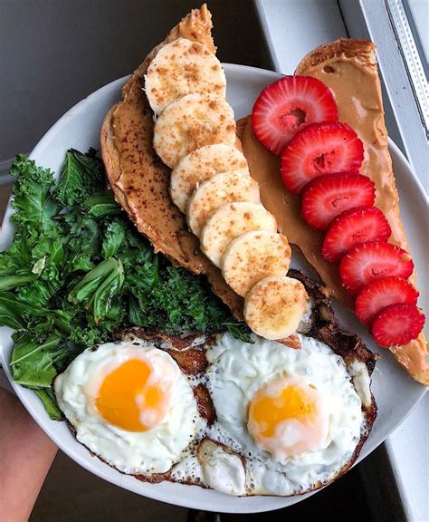 Sweet And Savory Breakfast Plate This Morning 🍓🍳 A Little Bit Of