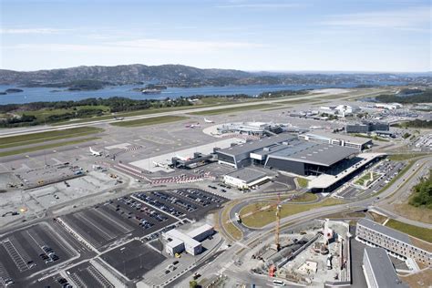 Bergen Lufthavn Flesland Norwegian Norwegian Fly På Vei Til Bergen