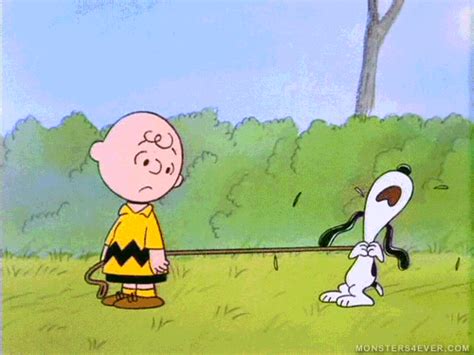 Snoopy E Charlie Brown S Find And Share On Giphy