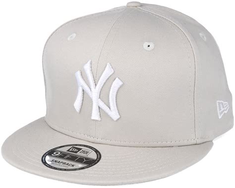 New York Yankees Mlb League Essential Beige 9fifty Snapback New Era