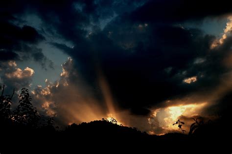 Download Sunset Sunbeam Sun Sky Dark Nature Cloud Wallpaper