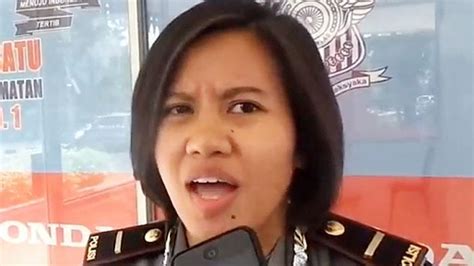 Andai saja kakaku tidak menggodaku saat itu. Andai Ipda Perida Panjaitan tak Berseragam Polisi Saat Itu ...