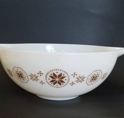 Vintage Pyrex Set Of Town And Country Mixing Bowls S Etsy