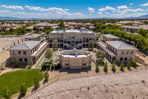 A Look At Floyd Mayweathers Newly Built 10 Million Las Vegas Mansion