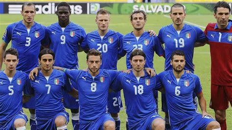 Italienische nationalmannschaft 2014 gegen kroatien in der em 2016 qualifikation. WM Gruppe D: Italien | Fußball