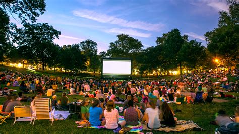 Outdoor Movie Screenings In Philly In Summer Visit Philadelphia