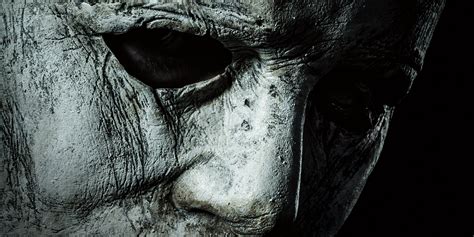Picking up 40 years after the infamous halloween night when michael myers escaped from a sanitarium and went on a killing spree, halloween discards the messy continuity of the many sequels to john carpenter's original film. Michael Myers Returns In Halloween 2018 Movie Poster