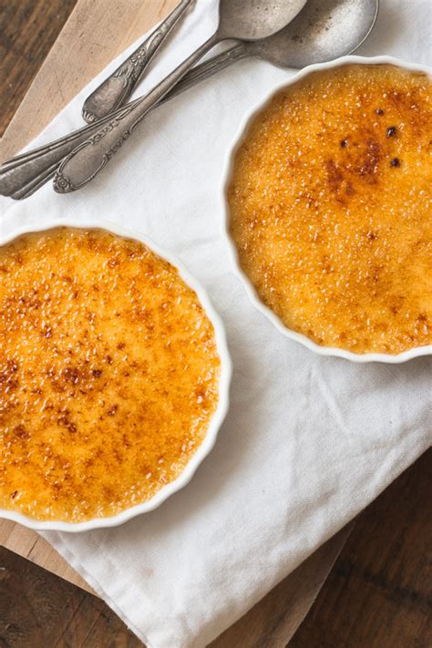 This really is a stunning creme. Creme Brulee (The Ultimate Guide) - Pretty. Simple. Sweet.