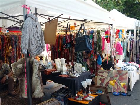 Glebe Markets - RazeenaEivie