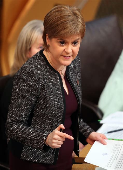 Nicola Sturgeon To Announce Million Boost For Scotlands Troubled Oil