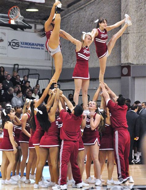 Cute Cheerleaders Forgetting Their Bloomers Telegraph