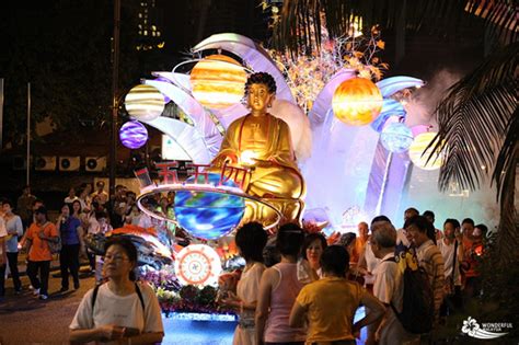 Wesak is an annual public holiday observed traditionally by practicing buddhists in south east asian countries like singapore, vietnam, thailand and malaysia. Wesak Day in Malaysia | Attractions | Wonderful Malaysia