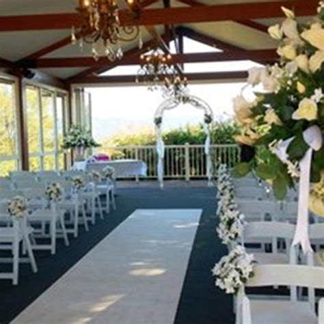 Topiaries At Beaumont Wedding Venues Samford Easy Weddings