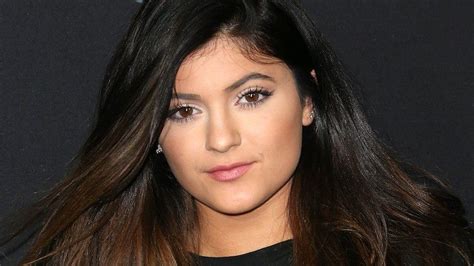 kylie jenner just made a bipolar joke on twitter and it was incredibly tacky kylie jenner
