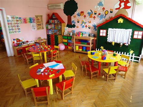Συνολικά, υπέβαλαν αίτηση 167.000 μητέρες για 229.600 παιδιά έναντι των 131.418 αιτήσεων, μητέρων για. Τα δίδακτρα στους Βρεφονηπιακούς και Παιδικούς σταθμούς ...