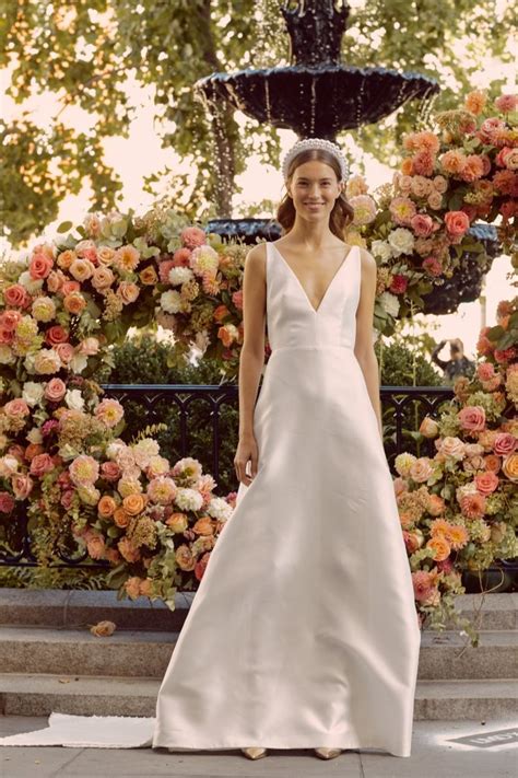 莱拉·罗斯 Lela Rose 202021秋冬婚纱礼服发布 Bridal Fall 2020 天天时装 口袋里的时尚指南