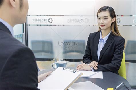 Business Personage Interview Scene Picture And Hd Photos Free