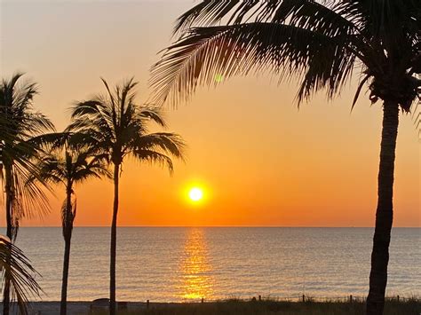 Hotels with Ocean View on Hollywood Beach