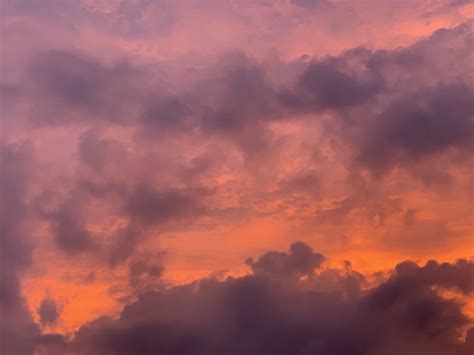 Sunset Cloud Pictures Download Free Images On Unsplash
