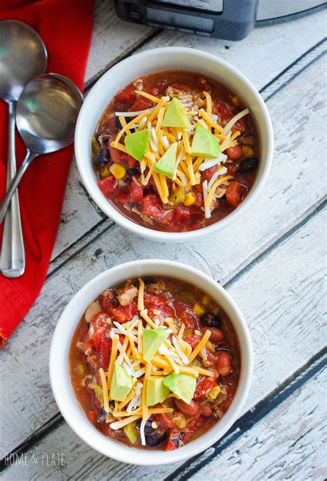 Healthier recipes, from the food and nutrition experts at eatingwell. Leftover Pulled Pork Chili | Recipe | Leftover pork ...