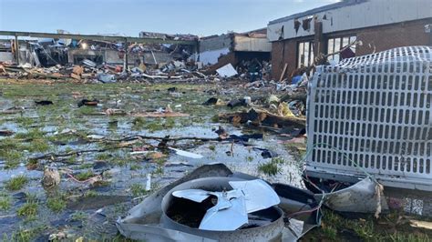 Eight Tornadoes Tore Through Middle Tennessee Dozens Killed In