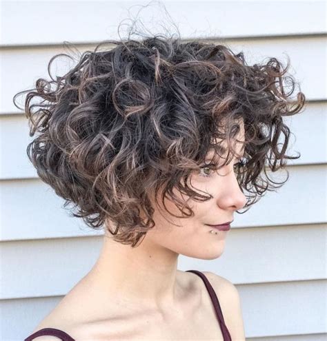 60 Most Delightful Short Wavy Hairstyles In 2020 Bob Haircut Curly