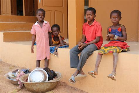 Top 10 Facts About Living Conditions In Côte D Ivoire The Borgen Project