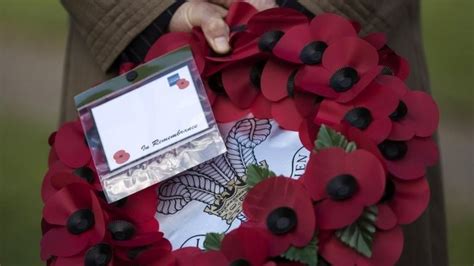 Armistice Day Two Minutes Silence To Mark Remembrance Bbc News