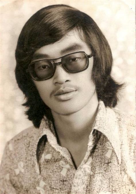 Popular hairstyles over the last 100 years. 31 Cool Pics Prove That Men's Hairstyles From the 1970s ...