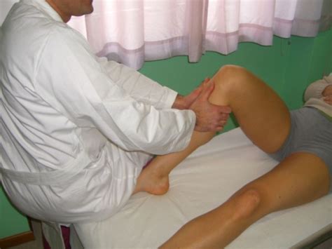 Learn vocabulary, terms and more with flashcards, games and other study tools. Pemeriksaan Klinis Lutut - Indikasi, teknik, komplikasi ...