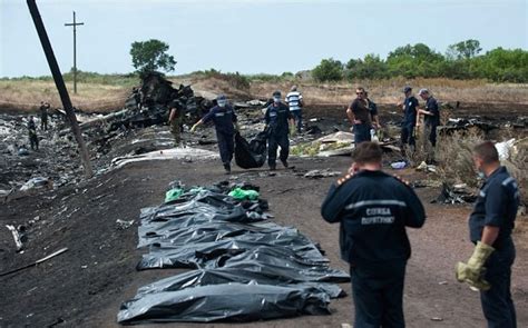 Treatment Of Mh17 Victims Bodies Violates International Law Telegraph