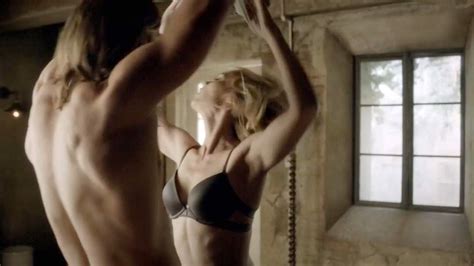 Laura Vandervoort Making Out In Hot Sex Scene From Bitten