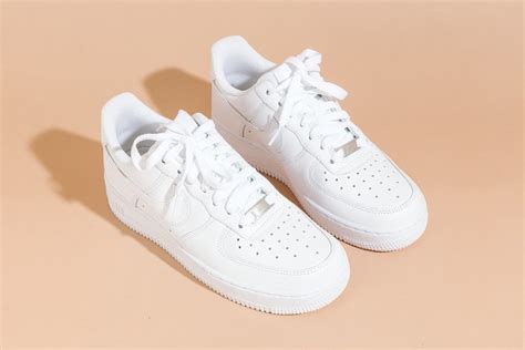 Best White Sneakers For Women And Men 2021 Reviews By Wirecutter