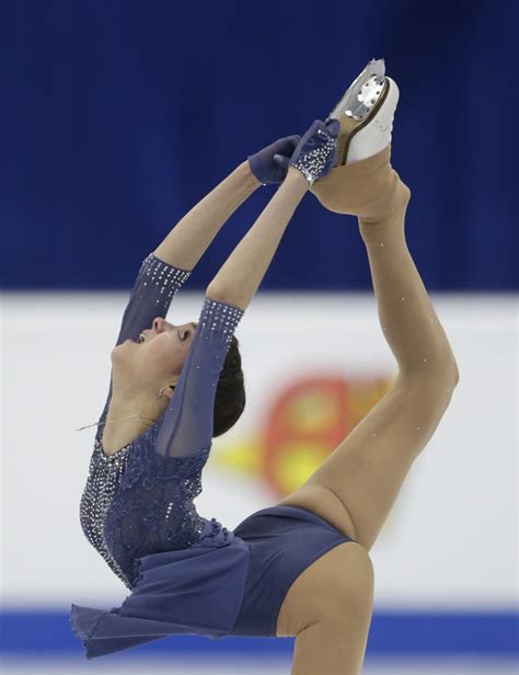 Evgenia Medvedeva Wins Women S Title At European Champs Daily Mail Online