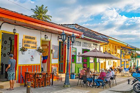 Guía Turística Eje Cafetero Colombia Qué Hacer Mapas y Tours