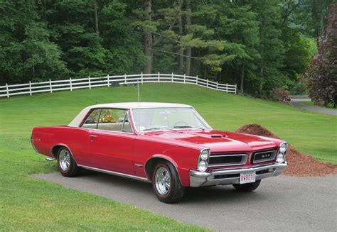 1965 Pontiac Gto Red With The White Top Stunning Pontiac