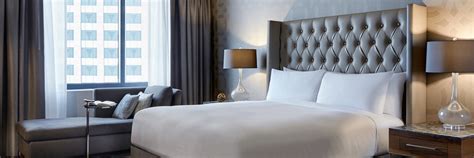 bedroom suites   orleans french quarter jw marriott  orleans