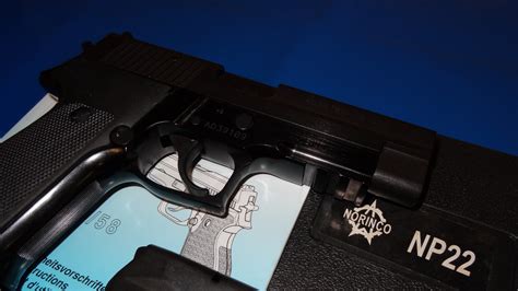 Pistole Norinco Modnp22226 Im Kaliber 9mm Para Inkl Zubehör ähnlich