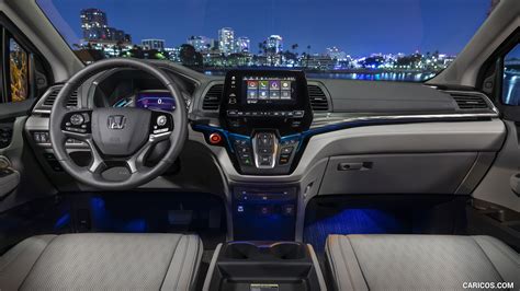 The new honda odyssey is now equipped with led ambient lamps on the second row seats, which provide more visibility while strengthening the luxurious impression of a premium class car. 2021 Honda Odyssey - Interior, Cockpit | HD Wallpaper #60